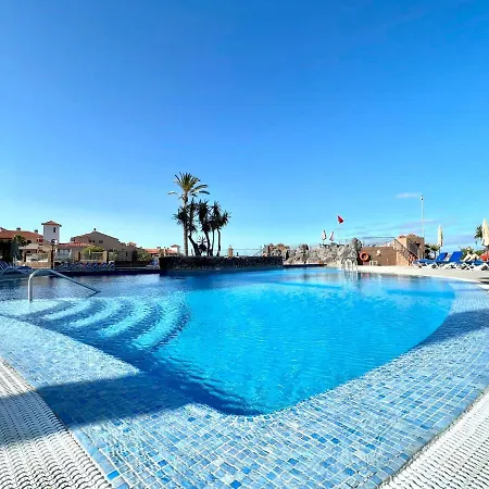 Studio With Piscina, Wifi, Close To The In South Of Tenerife Daire *